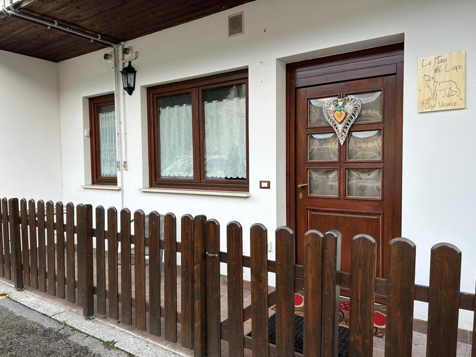 La Tana Del Lupo Camporosso (Tarvisio) Exterior foto